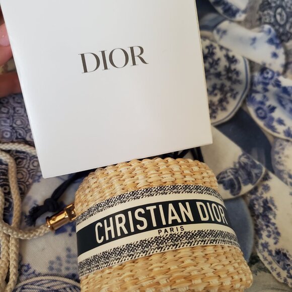 Dior Beige and Navy Woven Bucket Bag - Picture 10 of 14